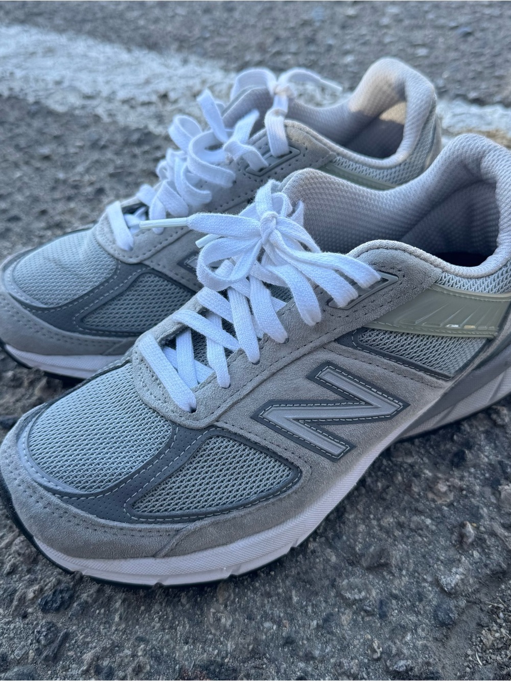 New Balance 990v5 Grey Suede W990GL5 Women's Size 6.5 Wide (2E) Running Shoes